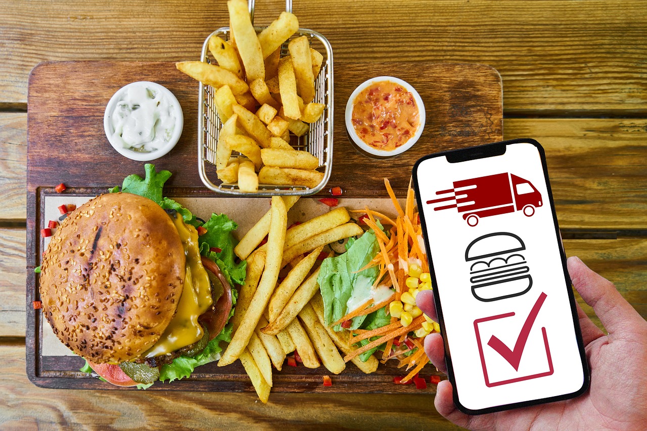 Understand how local SEO enhances online ordering for restaurants, offering a feast of digital marketing tips to grow your online orders.